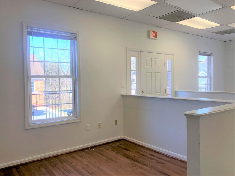 More Photos Of 10260-10268 Baltimore National Pike, Ellicott City Office For Lease