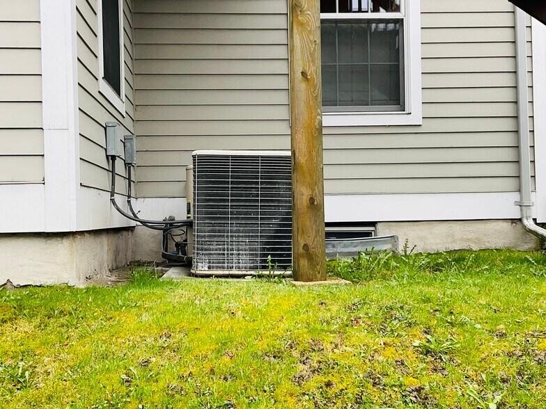 More Photos Of 168 Main St, Great Barrington Medical For Sale