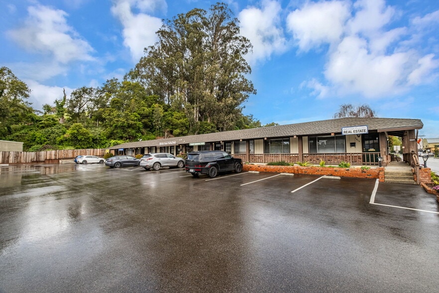 More Photos Of 3013-3035 Porter St, Soquel Office For Sale