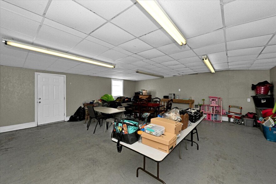 More Photos Of 61 AL Highway 69 N, Cullman Flex For Sale