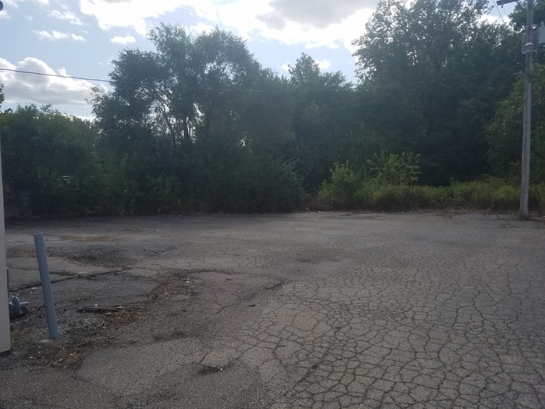 More Photos Of 1721 Woodman Dr, Dayton Freestanding For Sale