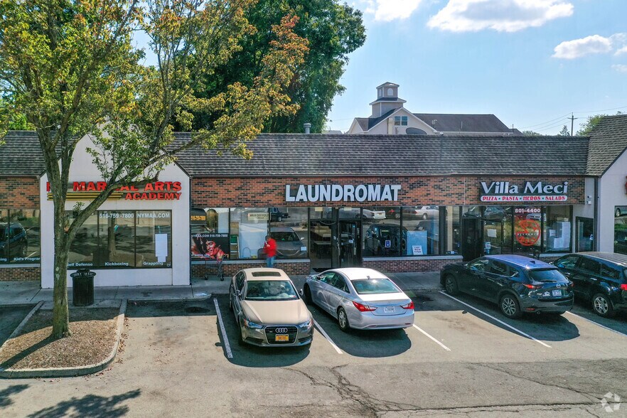 More Photos Of 206-214 Glen Cove Ave, Glen Cove Freestanding For Lease
