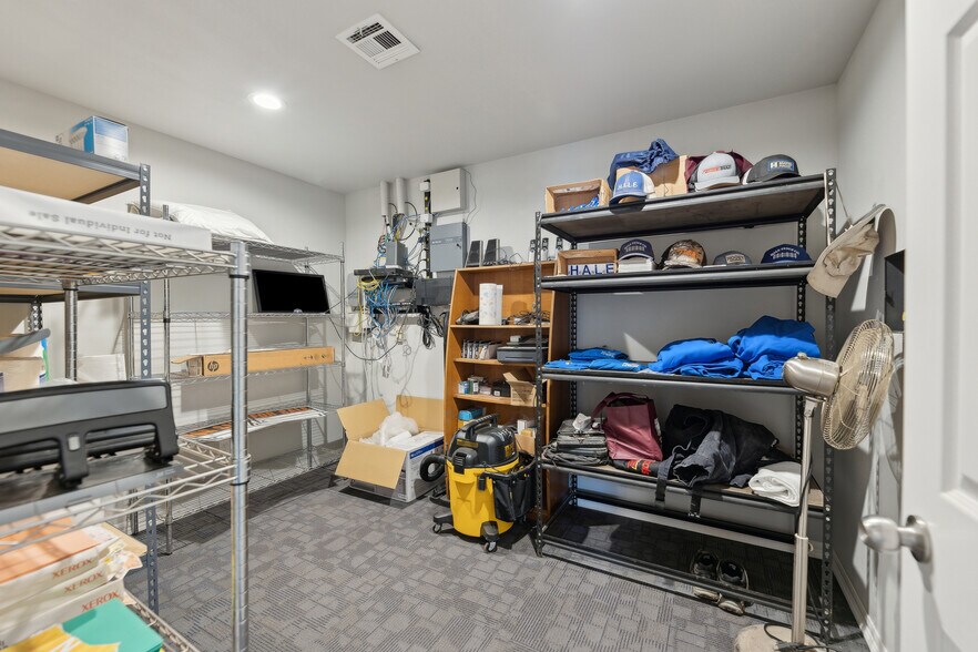 More Photos Of 4151 N Wood Dr, Okmulgee Service For Sale