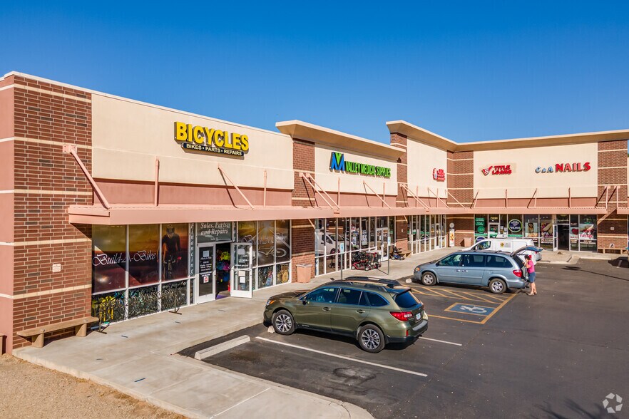 More Photos Of 13980 W Bell Rd, Surprise Unknown For Lease