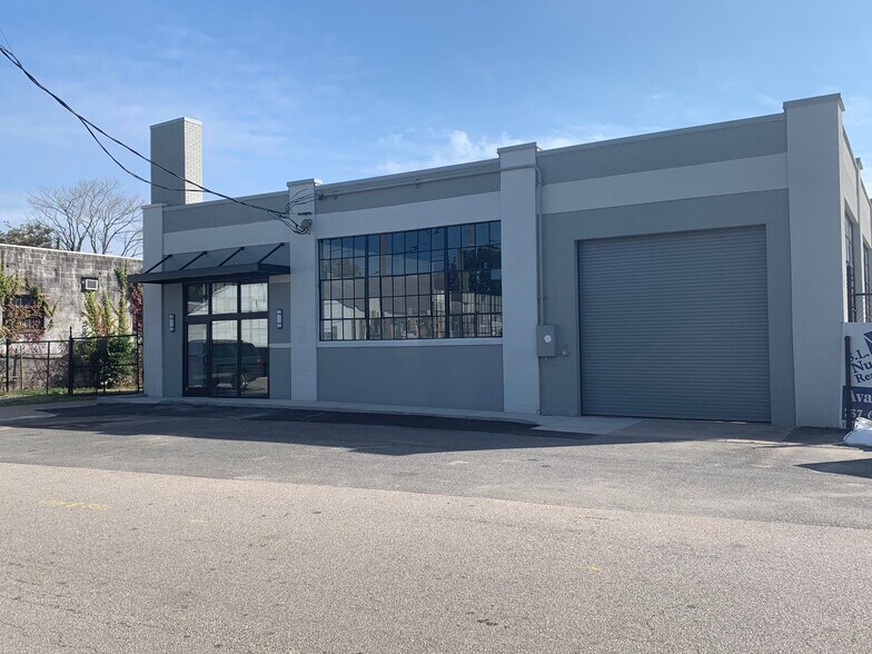 More Photos Of 860 W 44th St, Norfolk Warehouse For Lease
