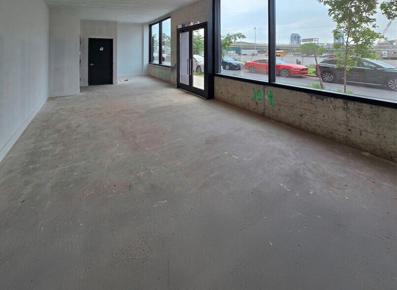 More Photos Of 40 Bruckner Blvd, Bronx Apartments For Lease