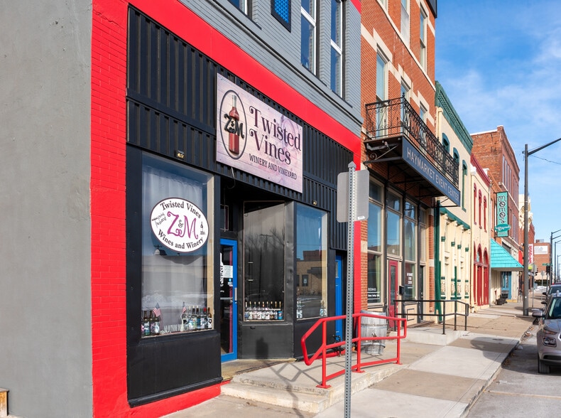 More Photos Of 620 Cherokee St, Leavenworth Storefront Retail Office For Sale