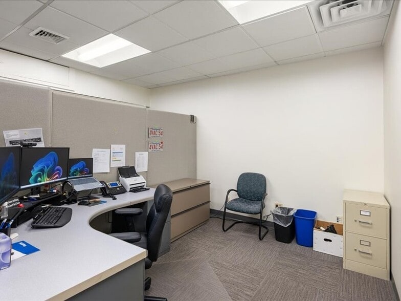 More Photos Of 44 Trapelo Rd, Belmont Office For Sale