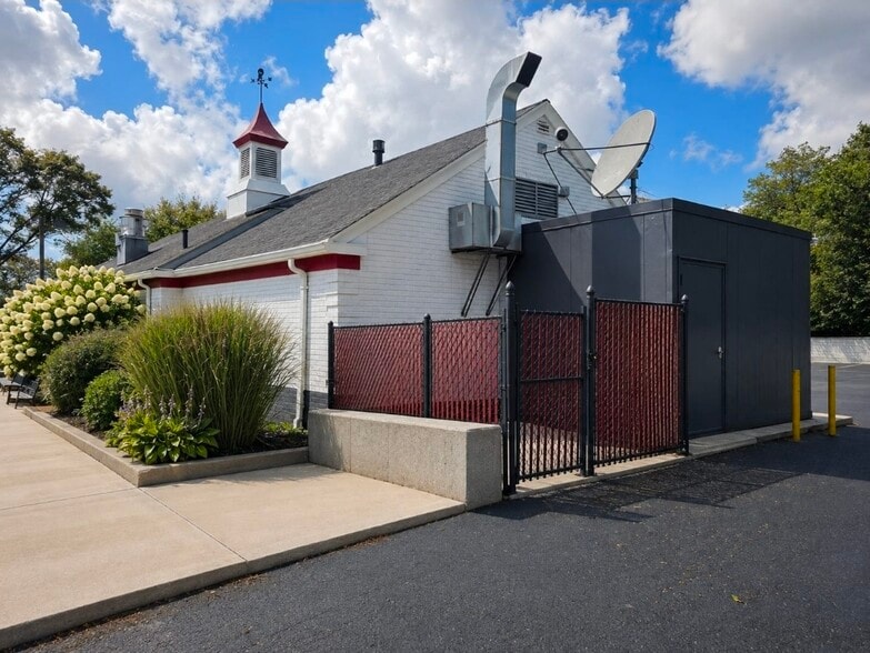 More Photos Of 553 Hawkins Ave, Ronkonkoma Restaurant For Sale