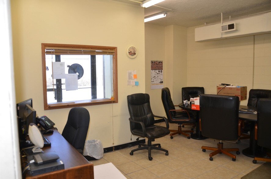 More Photos Of 2790 Wysor Rd, Draper Truck Terminal For Sale