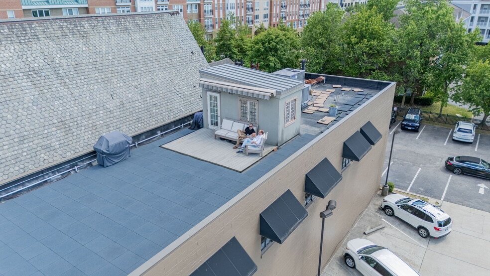 More Photos Of 211 W Freemason St, Norfolk Office Residential For Sale