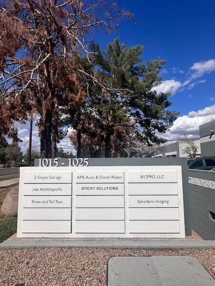 More Photos Of 1025 N McQueen Rd, Gilbert Warehouse For Lease