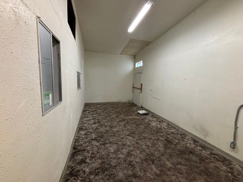 More Photos Of 423-427 S Bascom Ave, San Jose Unknown For Lease