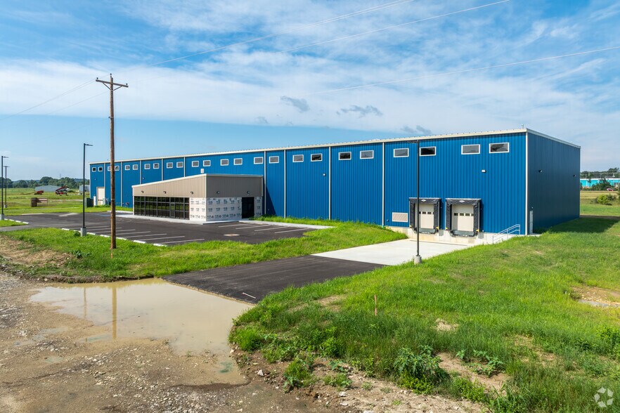 More Photos Of 350 McCarty Ln, Jackson Manufacturing For Lease