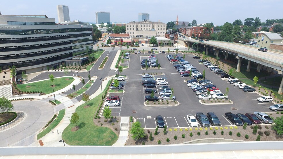 More Photos Of 300 E McBee Ave, Greenville Medical For Lease