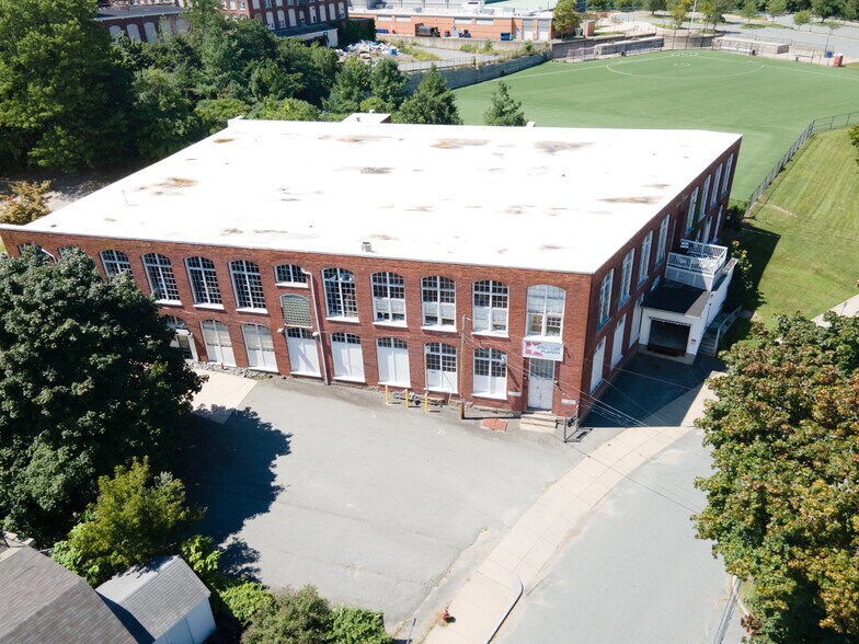 More Photos Of 15 Shaw St, Fall River Manufacturing For Lease