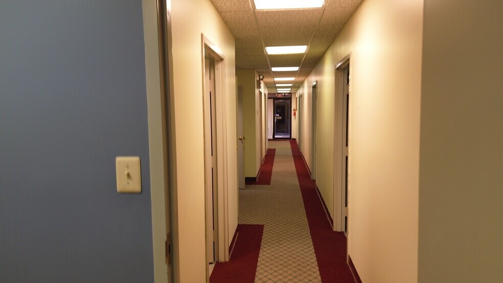 More Photos Of 7 Post Office Rd, Waldorf Medical For Sale