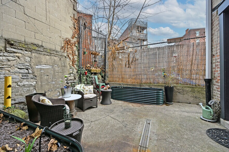 More Photos Of 118 E Liberty St, Cincinnati Apartments For Sale