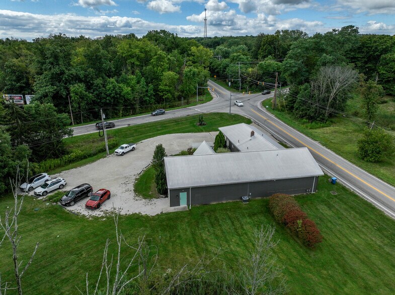 More Photos Of 4434 Wadsworth Rd, Norton Freestanding For Sale