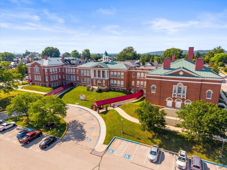 More Photos Of 195 Stock St, Hanover Medical For Sale