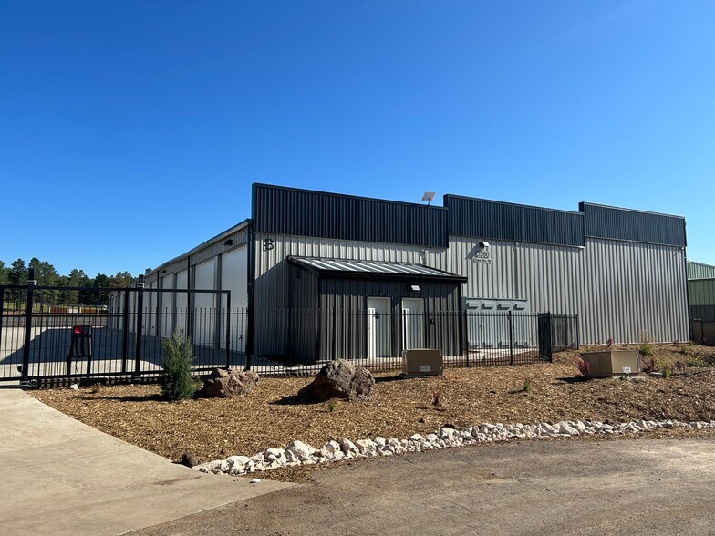 More Photos Of 5590 Dark Sky, Flagstaff Self Storage For Sale