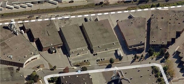 More Photos Of 585 Canarctic Dr, Toronto Warehouse For Lease
