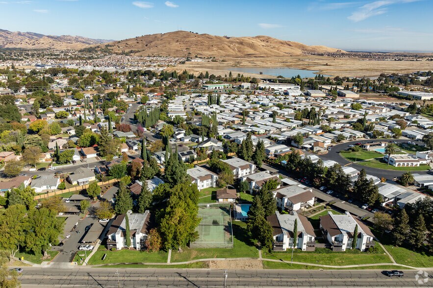 More Photos Of 1700 E Tabor Ave, Fairfield Apartments For Sale