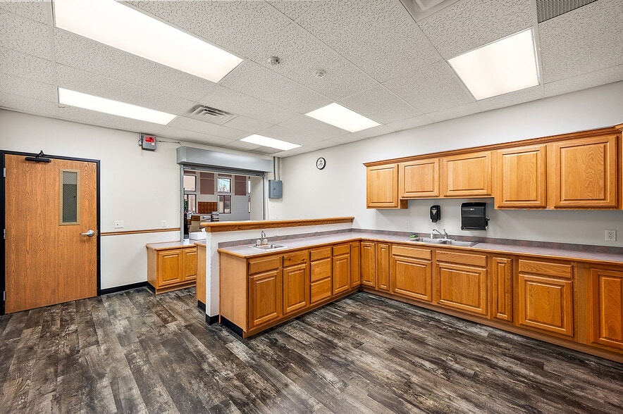 More Photos Of 2061 S Almont Ave, Imlay City Industrial For Sale