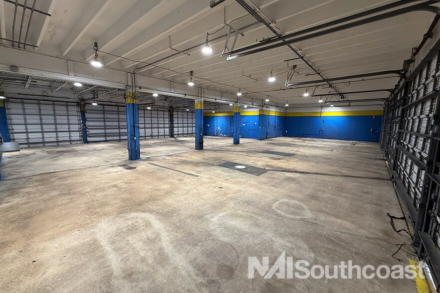 More Photos Of 2903 S US Highway 1, Fort Pierce Auto Repair For Lease