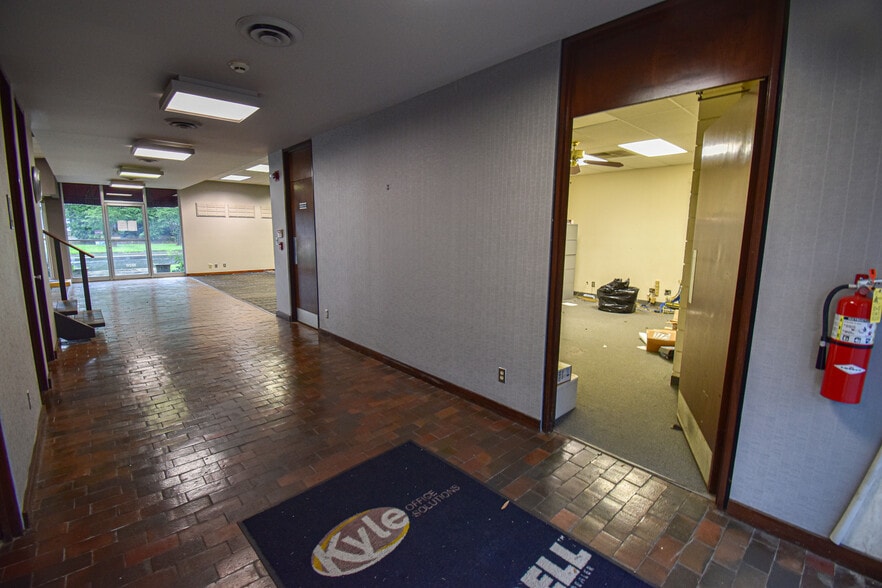 More Photos Of , Tuscaloosa Unknown For Sale