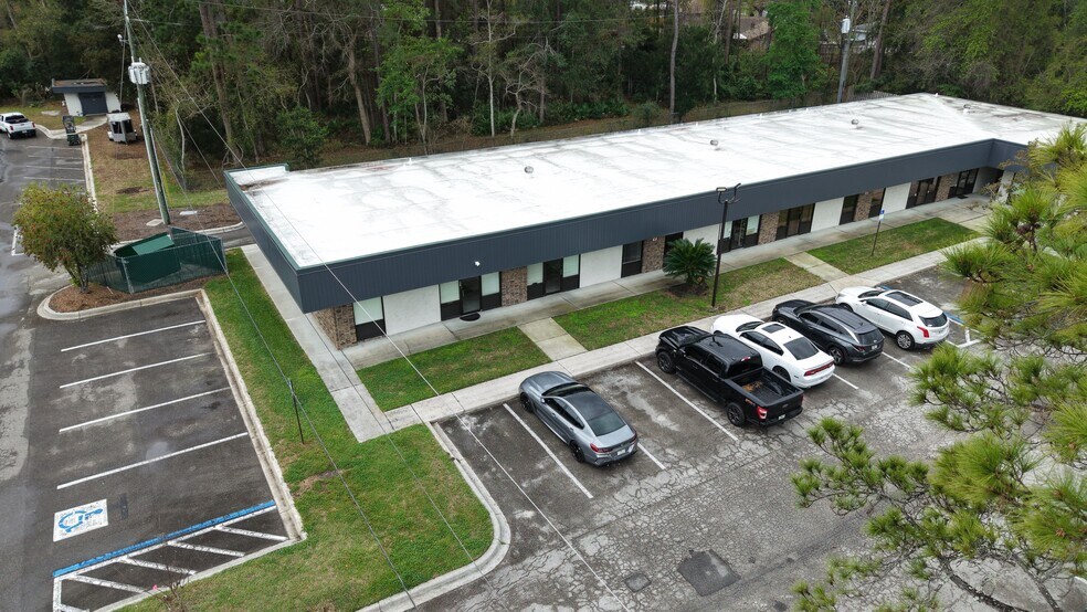 More Photos Of 1530 Kingsley Ave, Orange Park Unknown For Lease