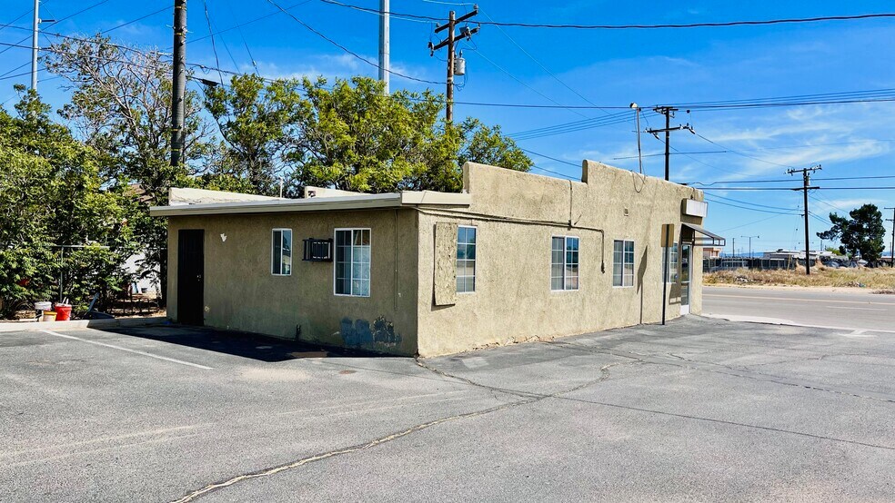 More Photos Of 11328 Bartlett Ave, Adelanto Office For Sale