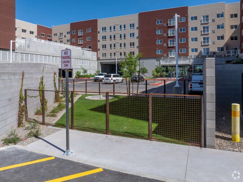 More Photos Of 424 W Main St, Mesa Apartments For Lease