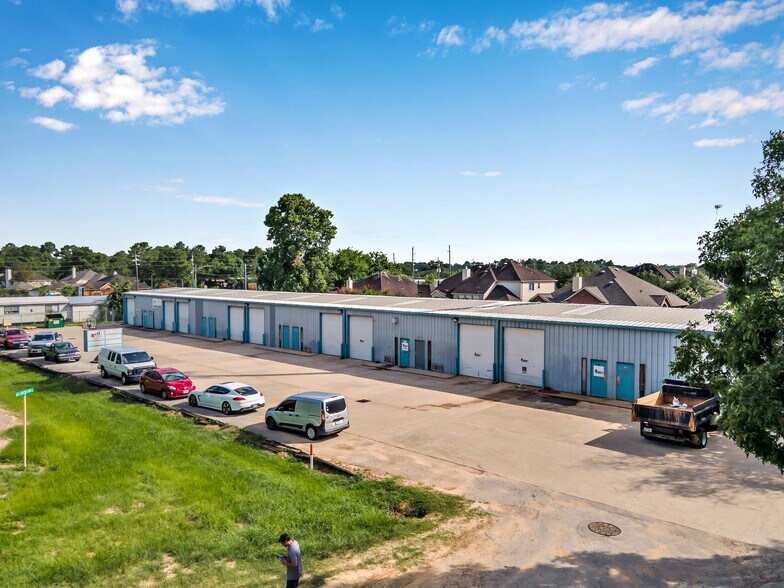 More Photos Of 2650 Old Louetta Loop, Spring Warehouse For Lease
