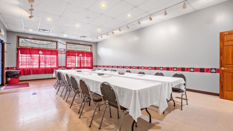 More Photos Of 2000 E Wheeling Ave, Cambridge Storefront For Sale