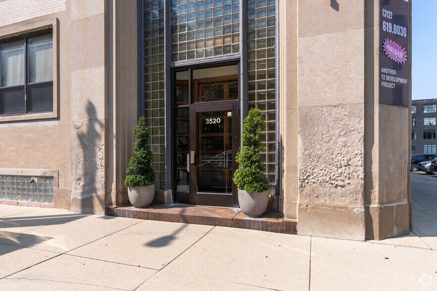 More Photos Of 3520 S Morgan St, Chicago Loft Creative Space For Lease