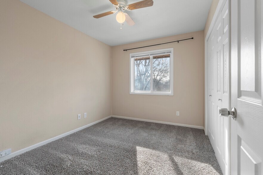 More Photos Of 4201 S Minnie St, Kansas City Apartments For Sale