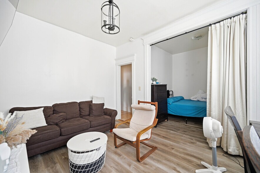 More Photos Of 12 Radford St, Yonkers Apartments For Sale