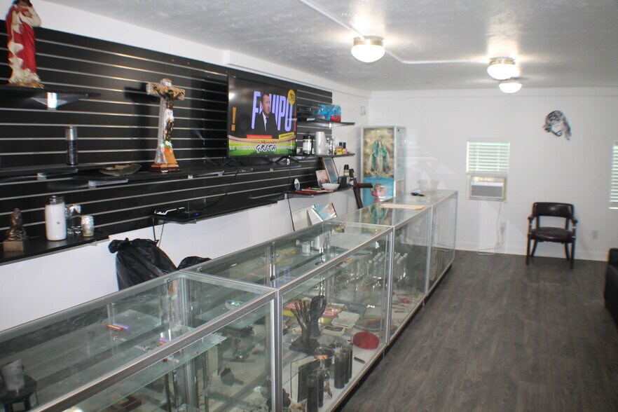 More Photos Of 6802 Avenue F, Houston Multifamily For Sale