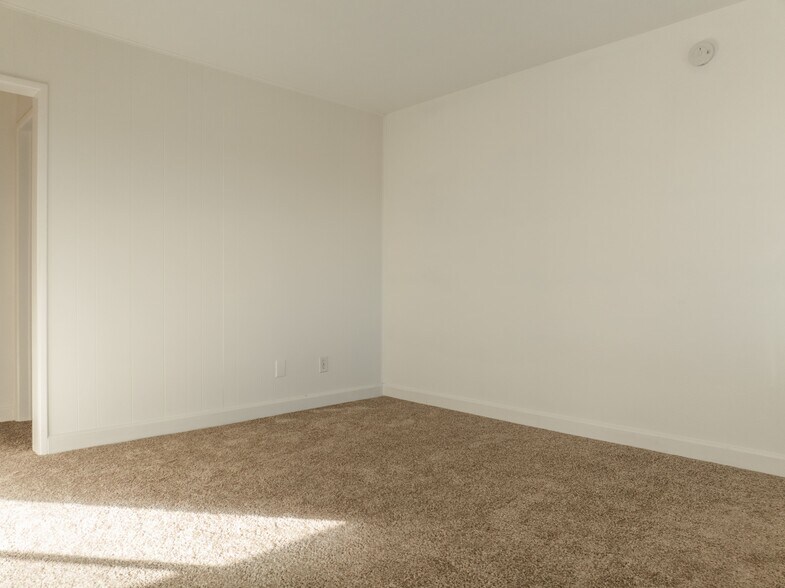 More Photos Of 4869 Pine St, La Mesa Apartments For Sale