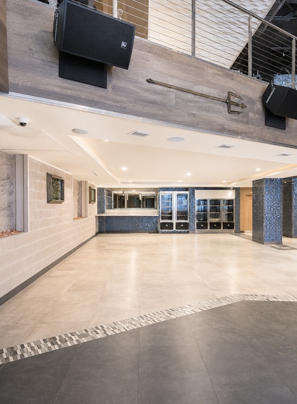 More Photos Of 1100 S Miami Ave, Miami Apartments For Lease