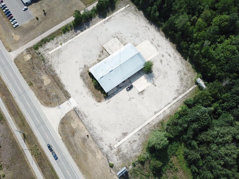 More Photos Of 6502 US Highway 31 N, Charlevoix Truck Terminal For Lease