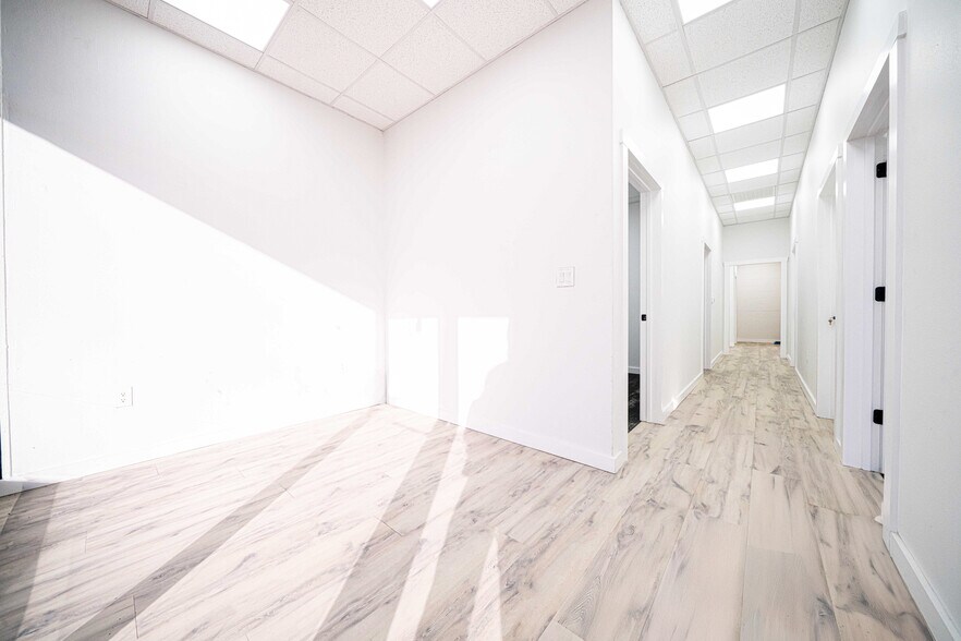 More Photos Of 3606-3622 S Tyler St, Dallas Unknown For Lease