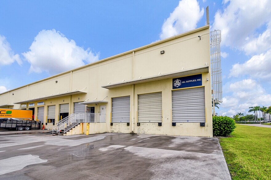 More Photos Of 2020 NW 129th Ave, Miami Warehouse For Lease