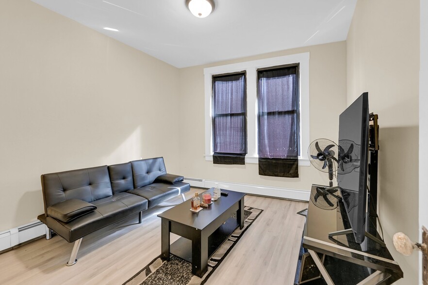 More Photos Of 33-35 Tuckahoe Rd, Yonkers Apartments For Lease