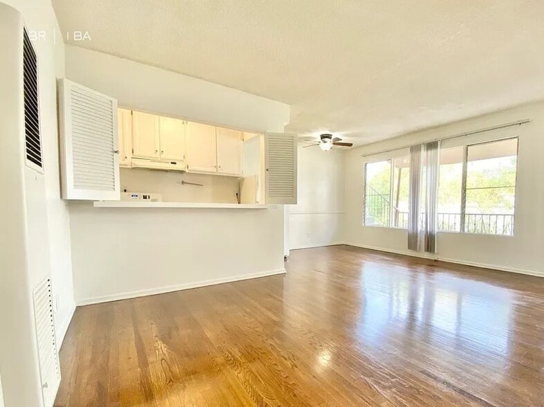 More Photos Of 1352 N Las Palmas Ave, Los Angeles Apartments For Sale