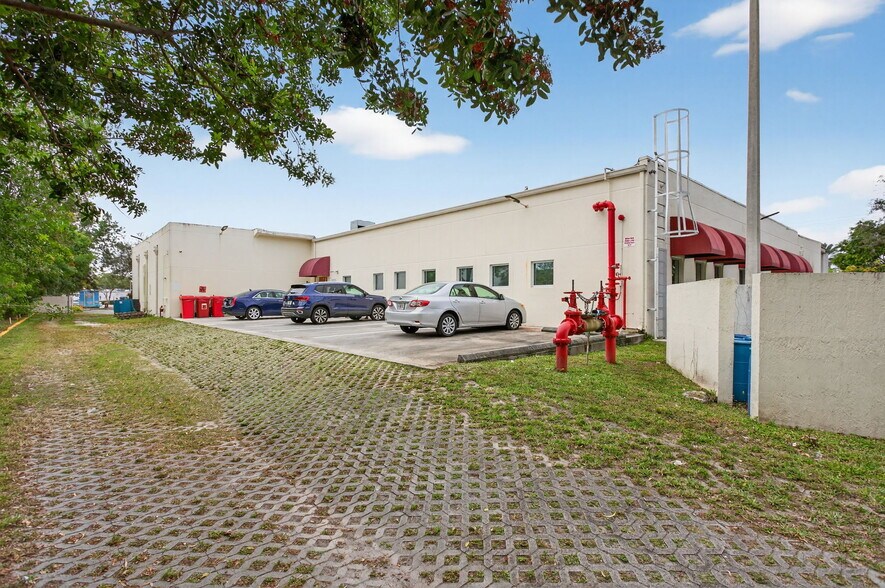 More Photos Of 2800 N State Road 7, Margate Medical For Sale