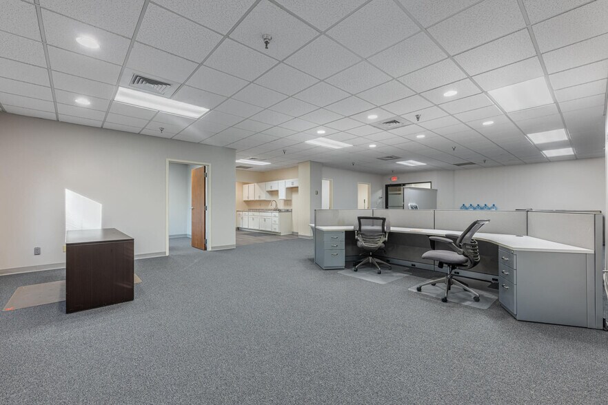 More Photos Of 9049 Springboro Pike, Miamisburg Medical For Lease