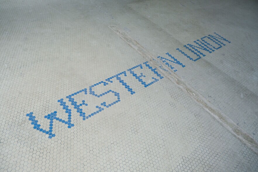 More Photos Of 2030-2036 Main St, Dallas Loft Creative Space For Lease