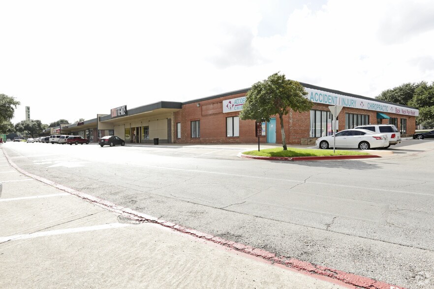 More Photos Of 655-700 W Illinois Ave, Dallas Unknown For Lease